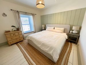 Photo 16- click for photo gallery